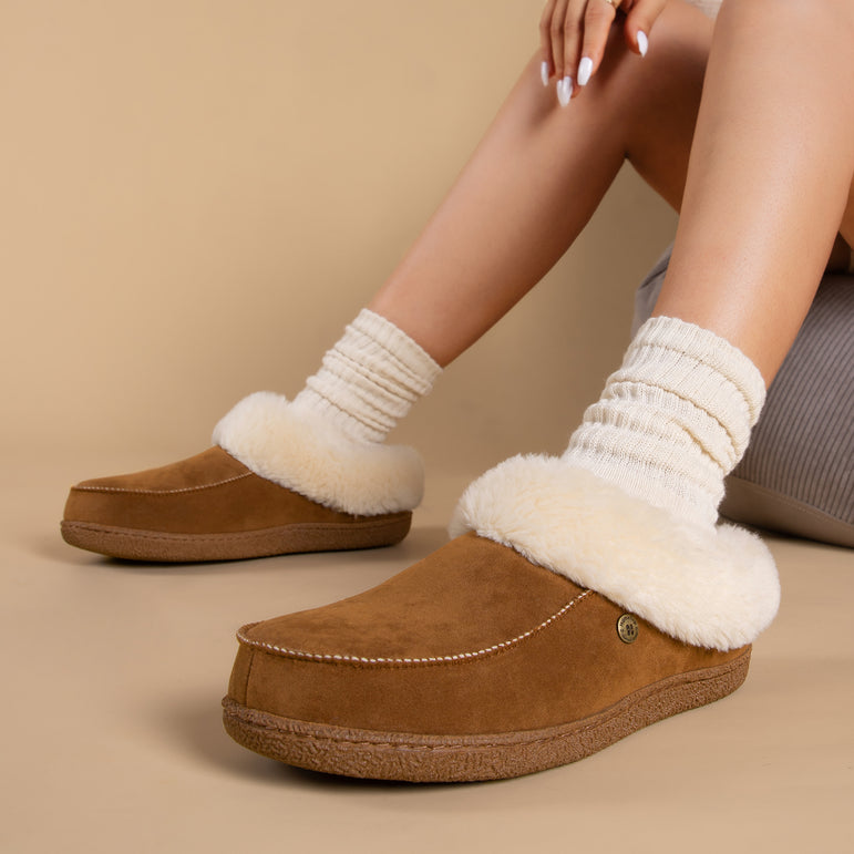 HomeTop Women's Comfy Moccasin Style Memory Foam Slip on Slippers Soft Micro Suede Clog House Shoes with Luxury Fuzzy Fur Collar