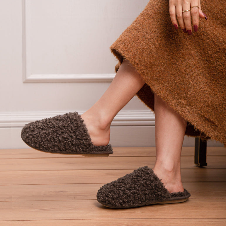 HomeTop Women's Scuff Slippers